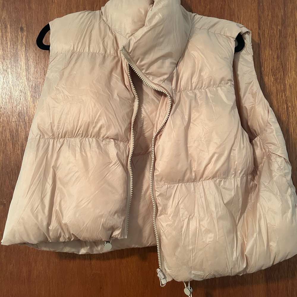 Women's Cream Puffer Vest